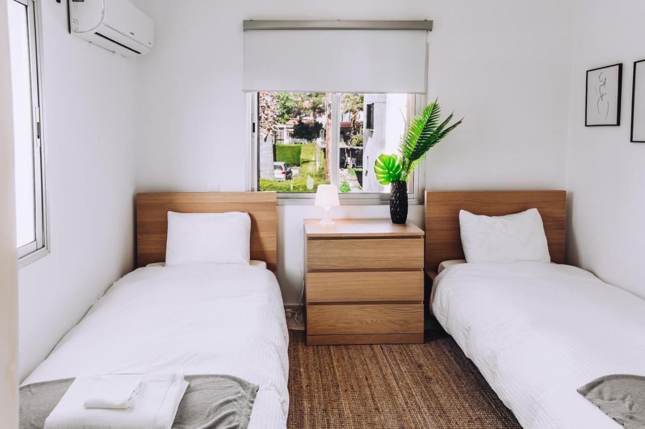 Minimal Townhouse Center Paphos Villa ภายนอก รูปภาพ