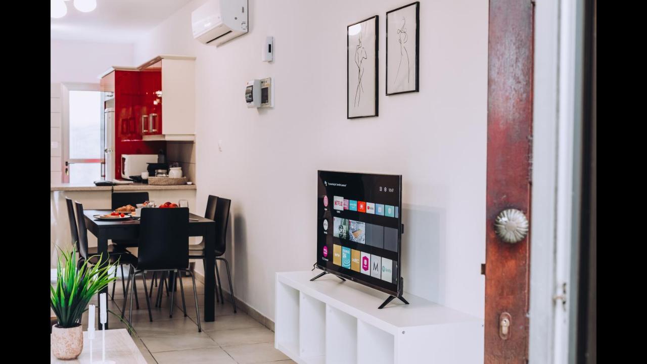 Minimal Townhouse Center Paphos Villa ภายนอก รูปภาพ